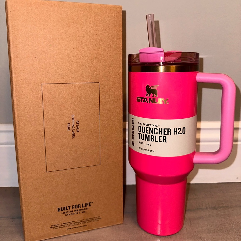 Stanley Limited Edition “Pink Parade” 40oz Quencher